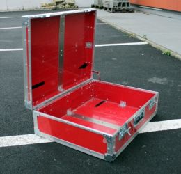 Valise flightcase légère, composite Valise composite rouge, rangements divers Divers coloris Valise flightcase légère, composite Valise composite rouge, rangements divers Divers coloris