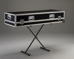 Flighcase bois 7 mm pour clavier avec roulette de coin Flighcase bois 7 mm pour clavier avec roulette de coin