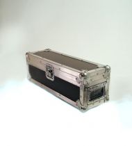 Flightcase touring en contre palqué filmé type betonex, noire. Pour 10 micros + 4 DI + accessoires. Flightcase touring en contre palqué filmé type betonex, noire. Pour 10 micros + 4 DI + accessoires.