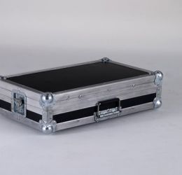 Valise flightcase, contre plaqué 10mm peint Valise flightcase, contre plaqué 10mm peint