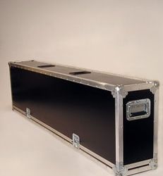 Flighcase contre plaqué bouleau 7 mm brut, peint noir, Pour sous marin 2 mètres Flighcase contre plaqué bouleau 7 mm brut, peint noir, Pour sous marin 2 mètres