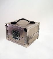 Flightcase aluminium brut, sablé, Anodisé ou thermolaqué 4mm Flightcase aluminium brut, sablé, Anodisé ou thermolaqué 4mm