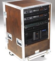 Flight case contre palqué bouleau 7 ou 10 mm non filmé teinte bois (diverses teintes ) Flight case contre palqué bouleau 7 ou 10 mm non filmé teinte bois (diverses teintes )