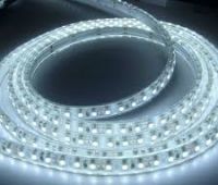 Guirlande LED pour flight case à installer sur hybride Guirlande LED pour flight case à installer sur hybride