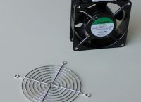 Ventilateurs 9,12 .. ou 220 volts pour flycase Ventilateurs 9,12 .. ou 220 volts pour flycase