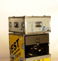 Les flightcases s'emboitent comme des lego Les flightcases s'emboitent comme des lego