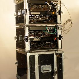 Empilage de rack 19 pouces qui peuvent s'interconnecter audio et réseau Empilage de rack 19 pouces qui peuvent s'interconnecter audio et réseau