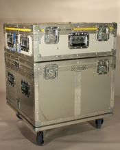 Flightcase type malle- même format que fly pieds de micro Flightcase type malle- même format que fly pieds de micro