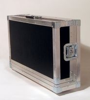 Pedalboard - peinture relief type sono sur CP bouleau brut Pedalboard - peinture relief type sono sur CP bouleau brut