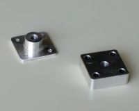 Platine taraudée - Départ pour des éléments, exemple pieds de table Platine taraudée - Départ pour des éléments, exemple pieds de table