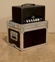 Flightcase Djecase pour tête ampli Flightcase Djecase pour tête ampli