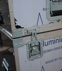 Flightcase type diable avec tiroirs Flightcase type diable avec tiroirs