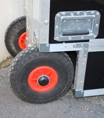 Flightcase type diable - l'essieu Flightcase type diable - l'essieu